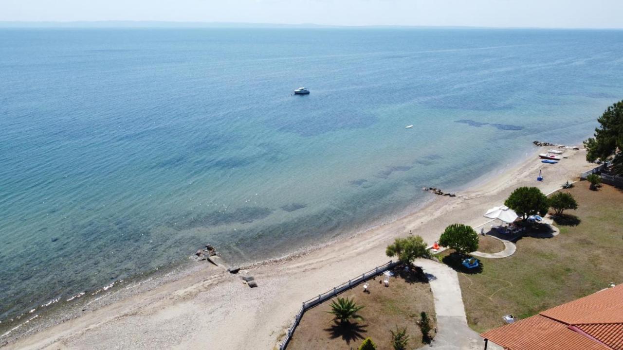 Maras Marinas Home Nikíti Kültér fotó