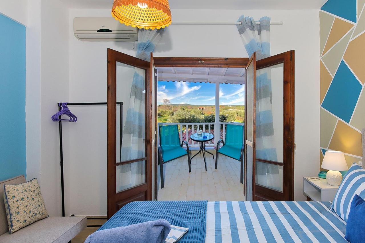 Maras Marinas Home Nikíti Kültér fotó