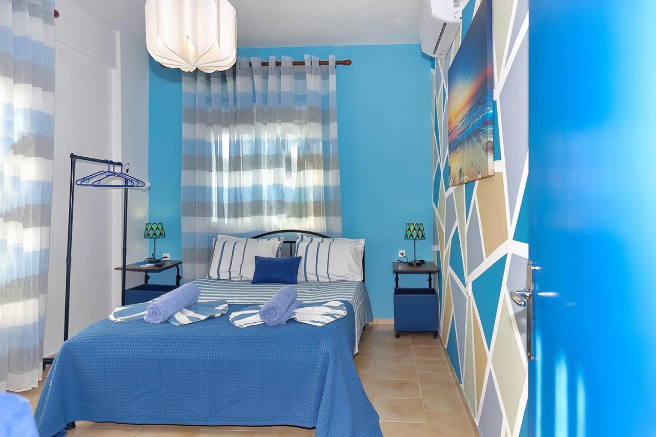 Maras Marinas Home Nikíti Kültér fotó