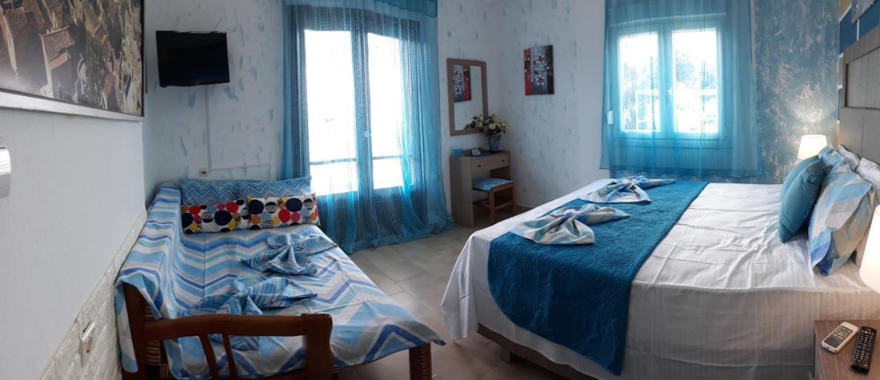 Maras Marinas Home Nikíti Kültér fotó